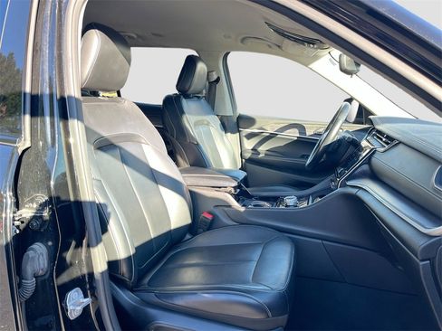 Used 2021 Jeep Grand Cherokee L Limited image 27