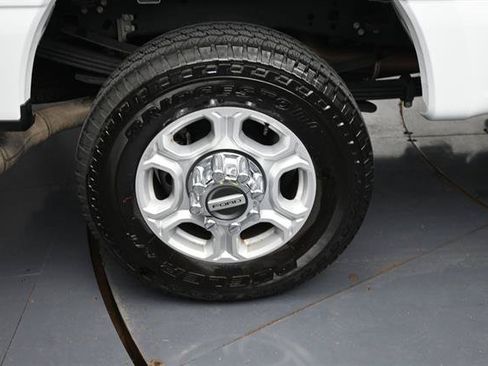 Certified 2026 Ford F350 XLT w/ FX4 Off-Road Package AWD/4WD image 24