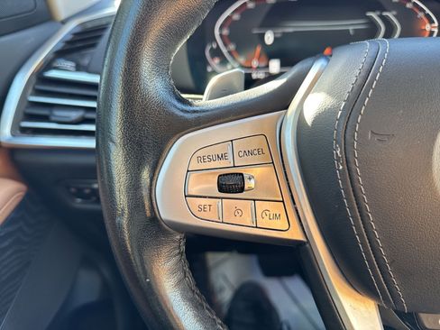 Certified 2022 BMW X7 xDrive40i w/ Premium Package image 20