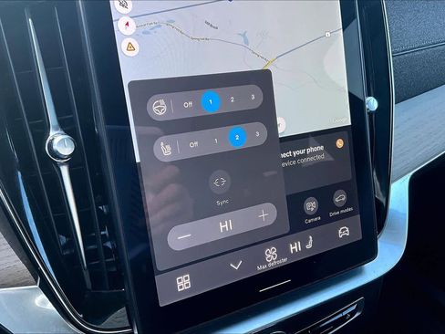 Used 2025 Volvo XC90 T8 Plus image 35