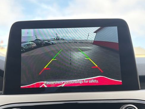 Used 2022 Ford Escape SE w/ Cold Weather Package FWD image 40