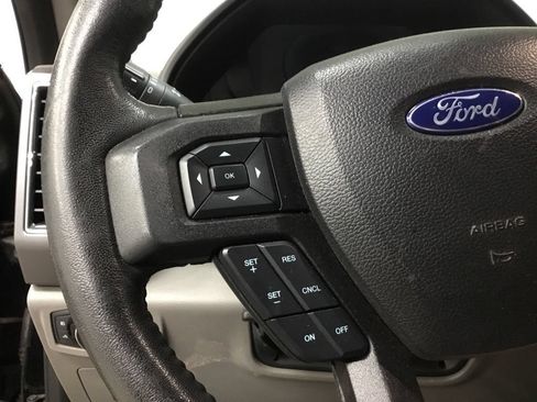Used 2017 Ford F150 XLT w/ Equipment Group 302A Luxury AWD/4WD image 20
