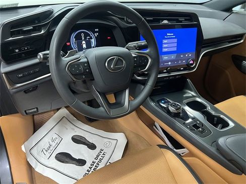 Certified 2023 Lexus RZ 450e Premium image 16