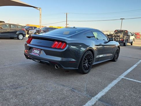 Used 2017 Ford Mustang GT Premium w/ GT Performance Package RWD image 5