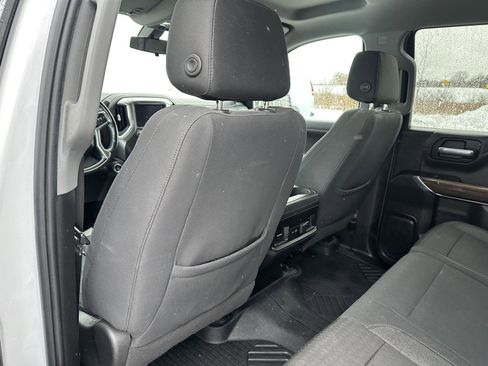 Used 2020 Chevrolet Silverado 1500 LT Trail Boss image 15