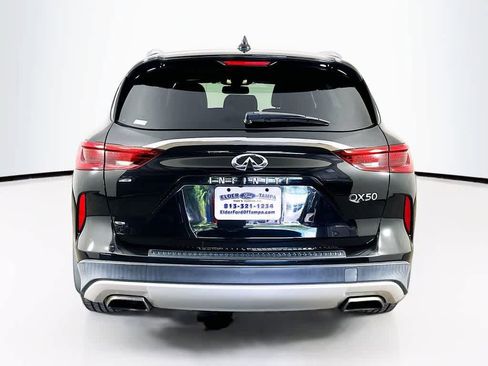 Used 2019 INFINITI QX50 Luxe w/ Navigation Package FWD image 5