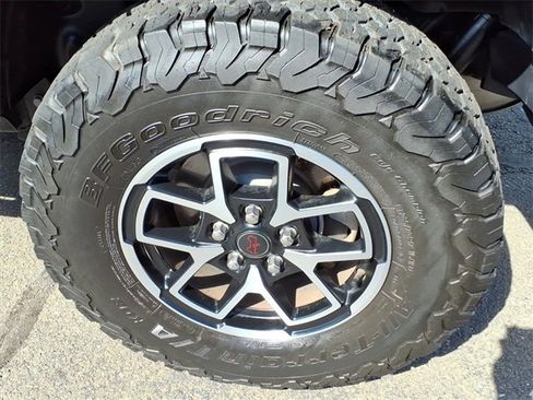 Certified 2024 Jeep Wrangler Unlimited Rubicon image 9