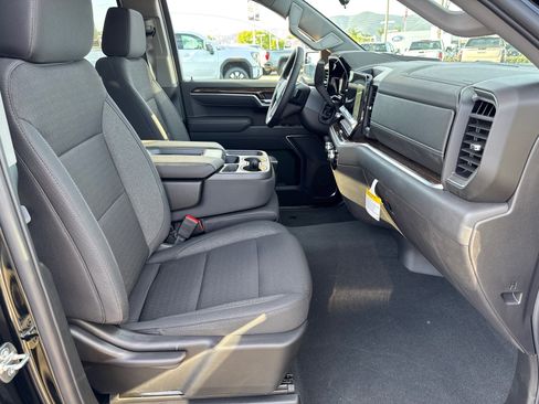 New 2026 GMC Sierra 1500 Elevation image 15