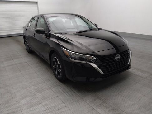 Used 2025 Nissan Sentra SV FWD image 13
