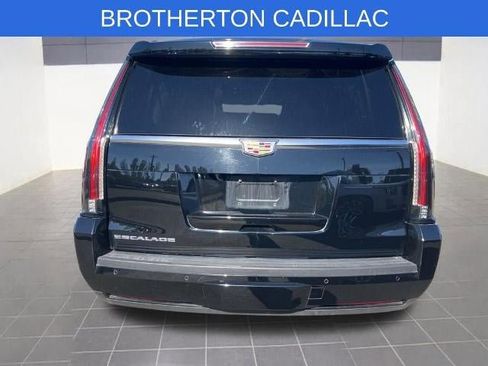 Used 2016 Cadillac Escalade ESV Premium AWD/4WD image 6