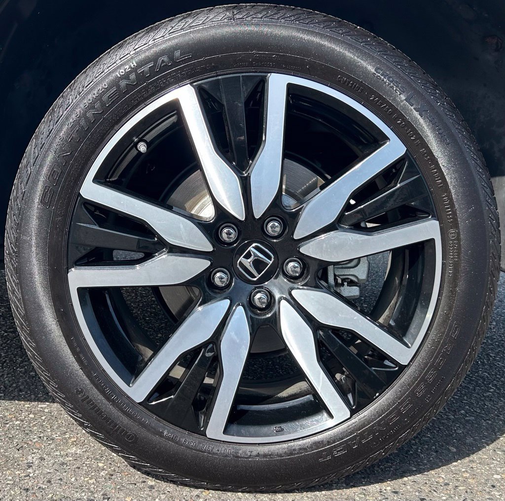 Used 2022 Honda Pilot Elite image 32
