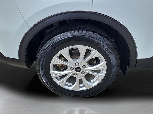 Used 2024 Ford Escape Active AWD/4WD image 9