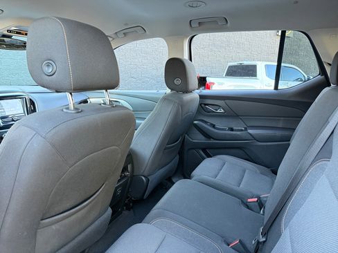 Used 2019 Chevrolet Traverse LS image 16