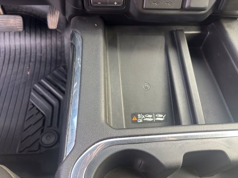 Used 2020 GMC Sierra 1500 AT4 w/ AT4 Premium Package image 19