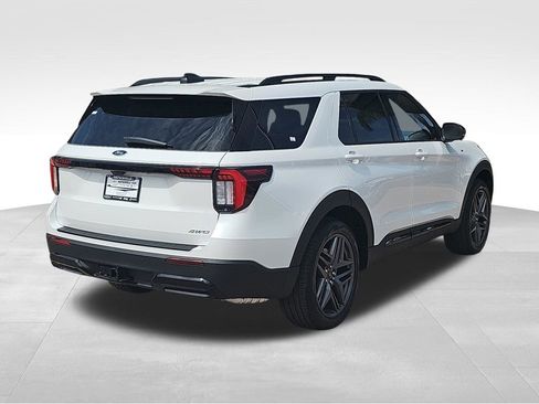 New 2026 Ford Explorer ST-Line AWD/4WD image 3