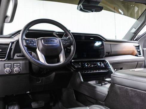 Used 2024 GMC Sierra 2500 Denali w/ Denali Reserve Package image 28