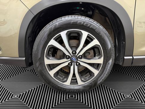 Used 2023 Subaru Forester Limited image 14