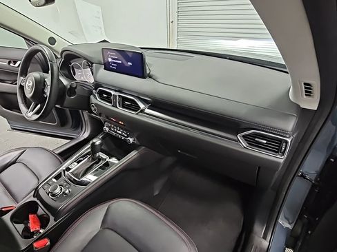 Used 2023 MAZDA CX-5 Carbon Edition image 40