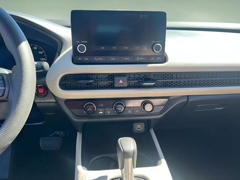 Used 2025 Honda HR-V LX image 14