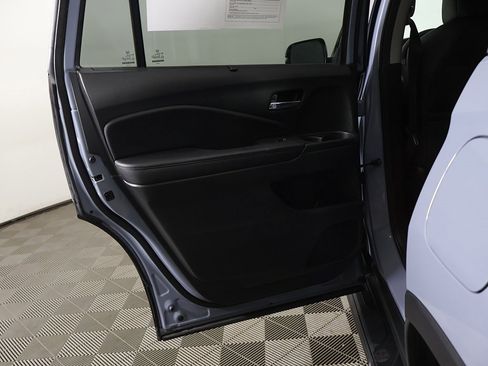 Used 2022 Honda Pilot Black Edition image 27