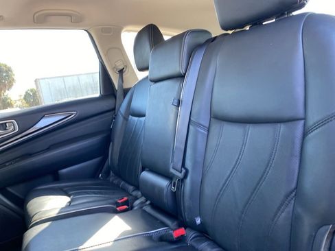 Used 2020 INFINITI QX60 Luxe w/ Essential Package image 11