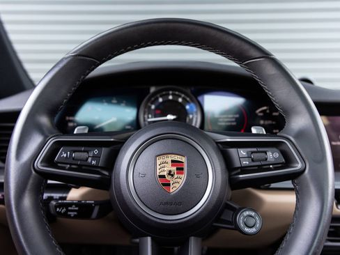 Certified 2024 Porsche 911 Carrera image 14