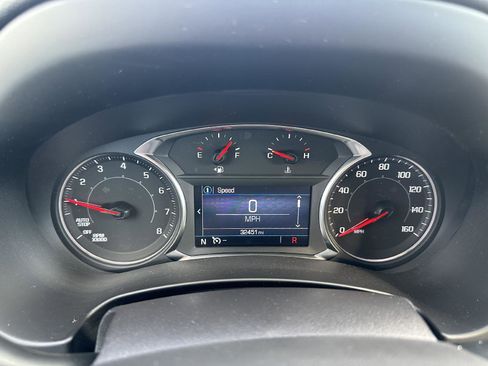 Used 2024 GMC Terrain SLE w/ Driver Convenience Package image 15