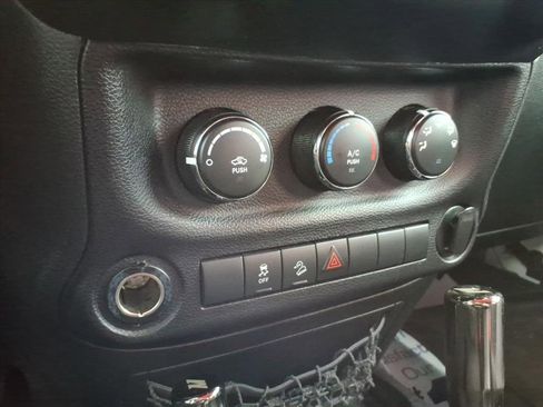 Used 2016 Jeep Wrangler Sport AWD/4WD image 21