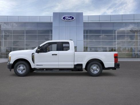New 2026 Ford F350 XL w/ 360-Degree Camera Package RWD image 4