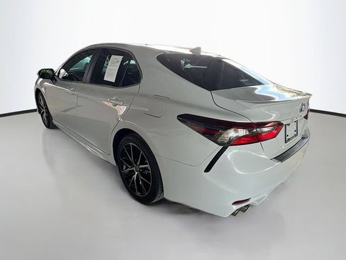 Used 2024 Toyota Camry SE FWD image 6