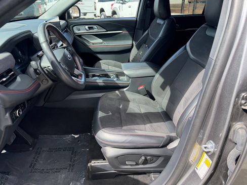 Used 2025 Ford Explorer ST AWD/4WD image 10