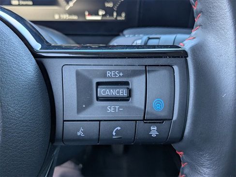 Used 2025 Nissan Kicks SR w/ Illumination Package image 24