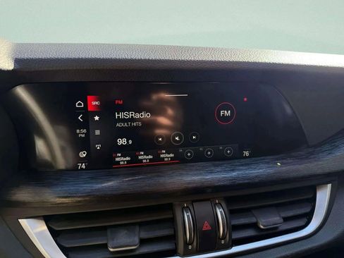 Used 2020 Alfa Romeo Stelvio Sprint w/ Nero Edizione image 21