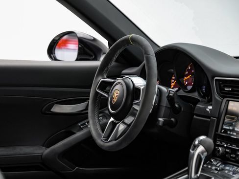Used 2016 Porsche 911 GT3 RS RWD image 64