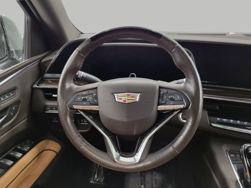 Used 2023 Cadillac Escalade Premium Luxury w/ Performance Package image 5