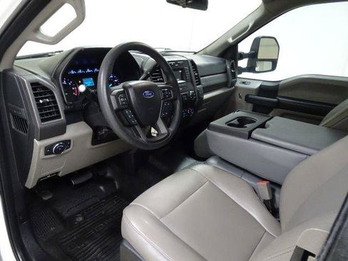 Used 2019 Ford F250 XL w/ Power Equipment Group image 20