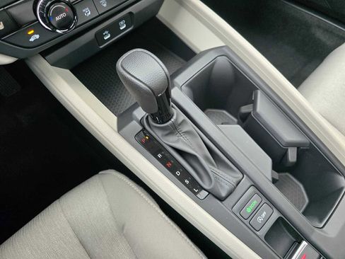 New 2025 Honda Accord SE image 30