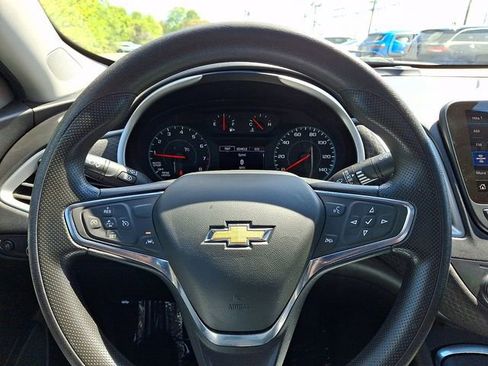 Used 2024 Chevrolet Malibu LT FWD image 19