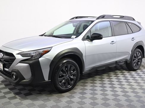 Certified 2025 Subaru Outback Onyx Edition image 36