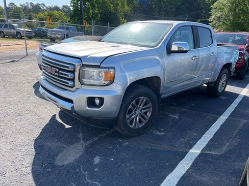 Used 2017 GMC Canyon SLT w/ Driver Alert Package AWD/4WD image 4