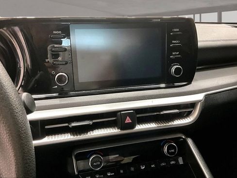 Used 2022 Kia K5 LXS image 6