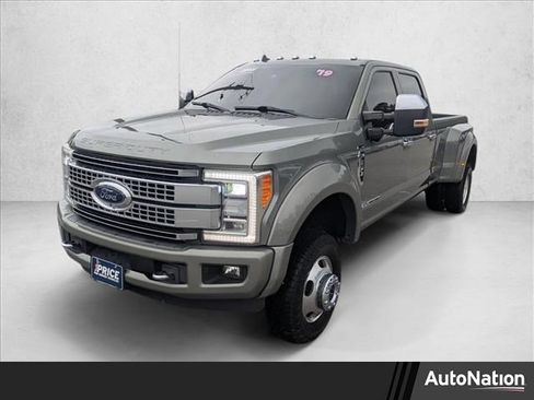 Used 2019 Ford F350 Platinum w/ Platinum Ultimate Package image 1