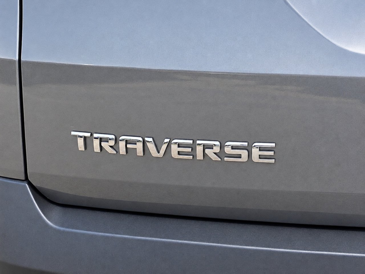 Used 2020 Chevrolet Traverse LS FWD image 7