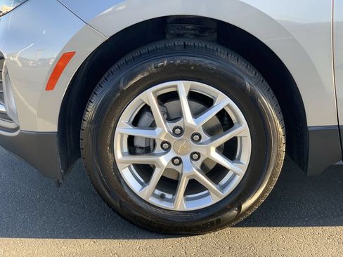 Certified 2024 Chevrolet Equinox LT FWD image 31