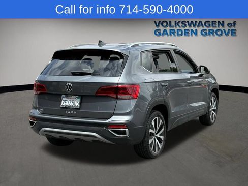 Used 2023 Volkswagen Taos SE FWD image 7