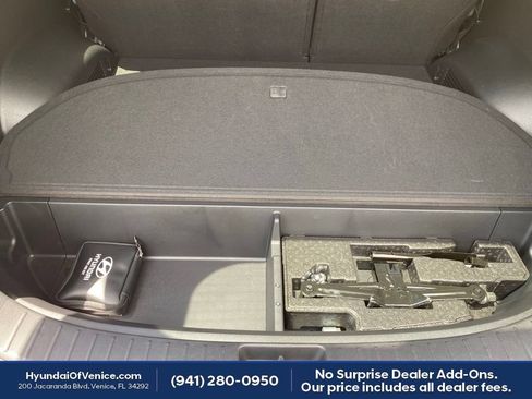 Certified 2022 Hyundai Santa Fe Calligraphy w/ Cargo Package FWD image 24