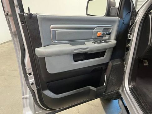 Used 2019 RAM 1500 Big Horn AWD/4WD image 24