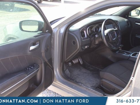 Used 2018 Dodge Charger R/T Scat Pack image 3
