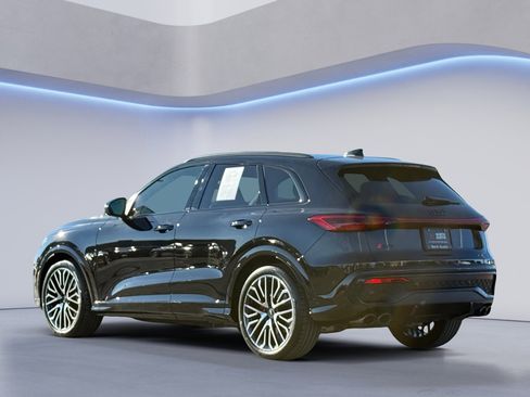 Certified 2025 Audi SQ5 Premium Plus image 6