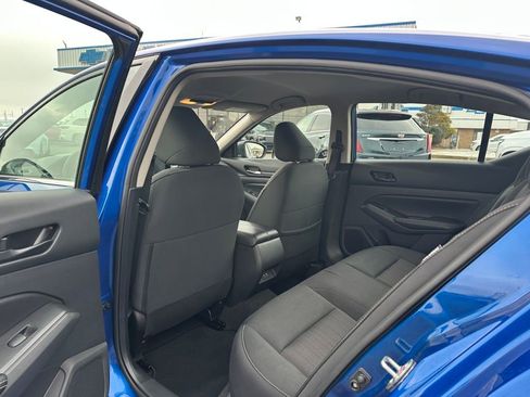 Used 2025 Nissan Altima 2.5 SV image 10